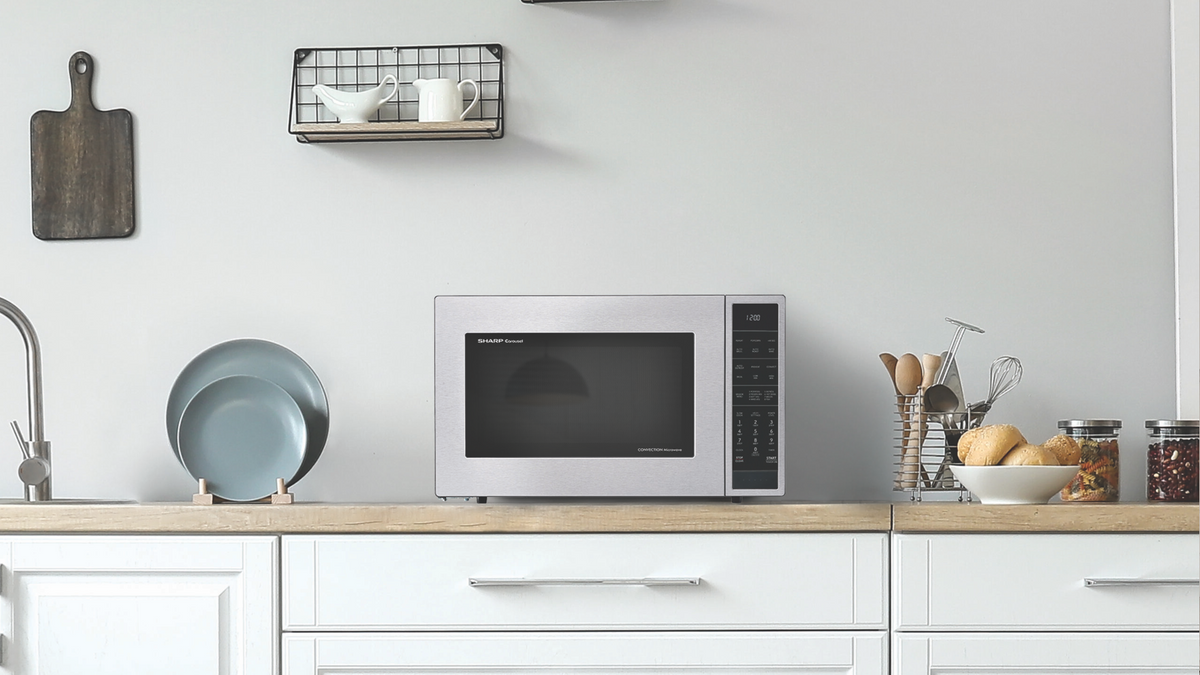 MICROWAVE OVEN