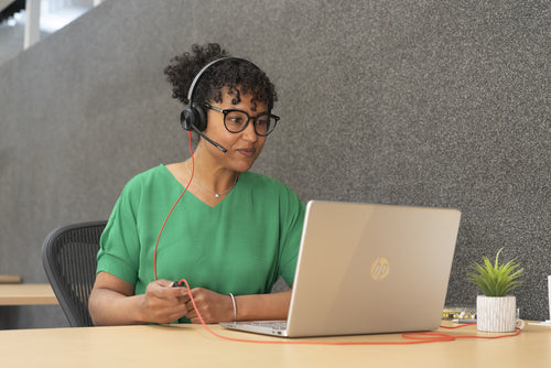 HP Poly Blackwire 8225 Microsoft Teams Certified Headset +USB-C/A Adapter TAA (7E2K8AA#ABA) - Cartouches Certifiees
