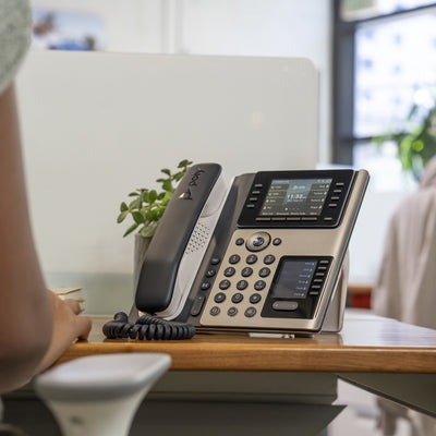 HPE HP Poly Edge E400 and PoE-enabled IP phone Black 8 lines IPS (82M93AA) - Cartouches Certifiees