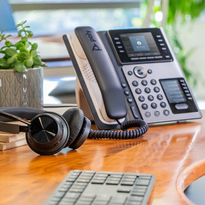 HPE HP Poly Edge E450 and PoE-enabled IP phone Black 8 lines IPS (82M90AA) - Cartouches Certifiees
