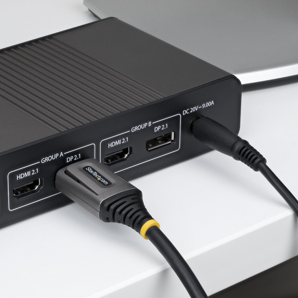 STARTECH .com DisplayPort cable Black (DP21V-2M-DP80-CABLE) - Cartouches Certifiees